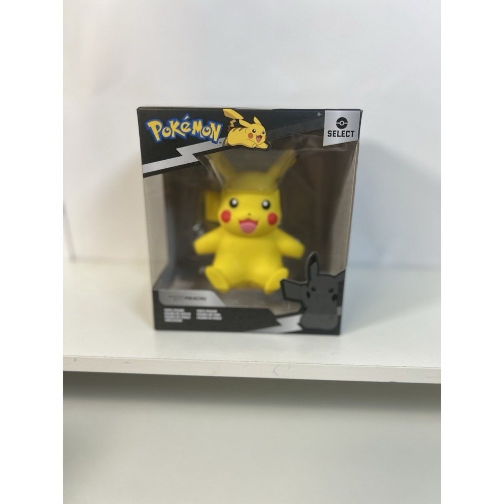 Jazwares Pokémon Select Series 1 Pikachu Vinyl Figure – 4″ Boxed Collectible Toy